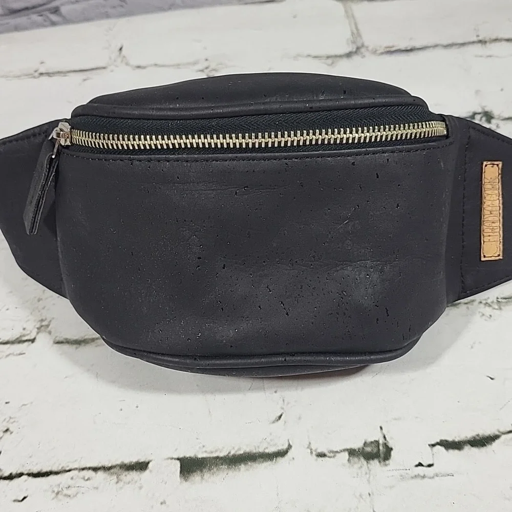 Tiradia Cork Journey Belt Bag‎ Fanny Pack Black Vegan Leather Eco Wanderer